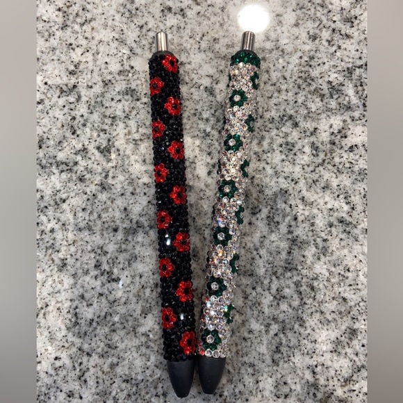 Red & Black Flower Rhinestone Gel Pen - Picture 3 of 5